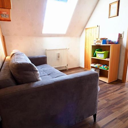Ferienhaus Neumann - Ein Ganzes Haus Fuer Ihren Urlaub! Hessenburg Екстериор снимка